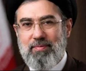 الحرس الثورى الإيرانى: ندعم المرشد الجديد مجتبى خامنئى