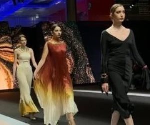 الإطلالات الفرعونية تخطف الأنظار.. المصريون يتألقون فى روما باليوم العالمى للمرأة