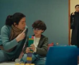 مسلسل اللون الأزرق الحلقة 5.. اندماج حمزة مع الممرضة يفاجئ أدهم وآمنة