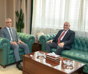 وزارة الإنتاج الحربي و"العربية للتصنيع" تناقشان سبل إقامة مصنع لإنتاج السهام والألعاب النارية