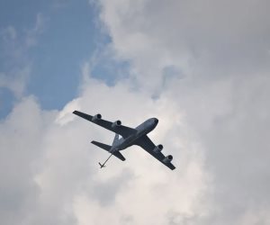 مقتل 4 أمريكيين وفقدان 2 آخرين في تحطم طائرة تزود بالوقود فوق العراق