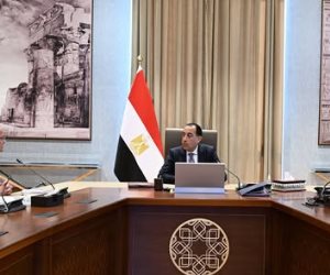 رئيس الوزراء يتابع إجراءات تدبير الاعتمادات المالية لتأمين الاحتياجات من المواد البترولية