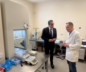 وزير الصحة يبحث فى روسيا بناء شراكة «مصرية–روسية» في علاج سرطان الأطفال وإعادة تأهيلهم