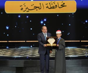 عمر على يفوز بلقب الموسم الأول من برنامج دولة التلاوة بتصويت الجمهور - صور