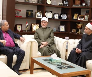 مفتي الجمهورية يستقبل رئيس الطائفة الإنجيلية والوفد المرافق له للتهنئة بعيد الفطر المبارك