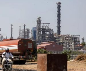 النفط الروسي يُشعل الخلاف.. أوروبا تنتقد "تراجعات" ترامب النفطية وتواجه شبح "مجاعة عالمية" بسبب هرمز