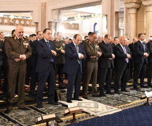 الرئيس السيسي يصل مسجد الفتاح العليم بالعاصمة الجديدة لأداء صلاة عيد الفطر