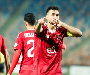 زيزو وتريزيجيه وشريف في الهجوم.. تشكيل الأهلي المتوقع لمواجهة سيراميكا