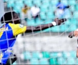 بيزيرا وبنتايج أساسيان وفتوح في وسط ملعب الزمالك أمام شباب بلوزداد