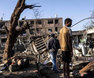 دمار وإصابات في تل أبيب وبني براك ورامات غان بعد هجوم على إسرائيل