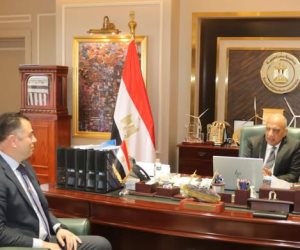 وزير الكهرباء يجتمع بمدير عام المؤسسة الحكومية الروسية للطاقة الذرية "روسآتوم"