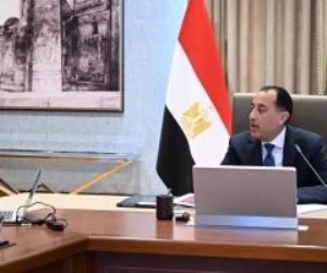 رئيس الوزراء يتابع مع وزير الصحة والسكان عددًا من ملفات عمل الوزارة