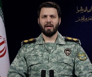 "وعد صادق 4" .. إيران تطلق الموجة 86 من هجماتها وتعلن تدمير طائرة استراتيجية "أواكس" وقواعد أميركية في المنطقة