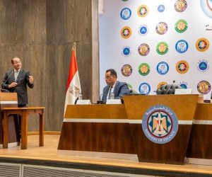 وزير المالية في حوار مفتوح مع قيادات وممثلي مناطق ومأمورات الضرائب العقارية: ▪︎«تسهيلات الضرائب العقارية» فرصة استثنائية لتبسيط الإجراءات.. والتطور للأفضل