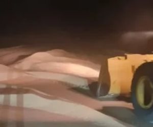 محافظ أسيوط: إعادة فتح طريق ديروط – الفرافرة بعد رفع تراكمات الرمال