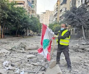 حرب استنزاف برية وجوية جنوب لبنان.. حزب الله يصعّد هجماته.. ونتنياهو يوعز بفرض "واقع جغرافي" جديد... 1000 شهيد لبنانى  و3000 جريح حتى الآن 