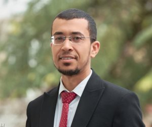 حين تقرأ الحب ولا تعيشه: هل تمنعنا الكتب من عيش التجربة العاطفية!