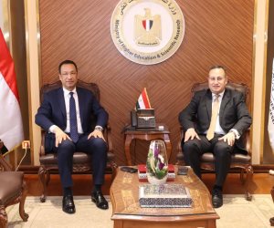  وزيرا التعليم العالي والاتصالات يطلقان مرحلة جديدة من التعاون في مجالات التحول الرقمي والذكاء الاصطناعي 