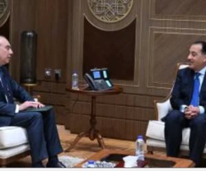 رئيس الوزراء يلتقى السفير علاء يوسف رئيس الهيئة العامة للاستعلامات