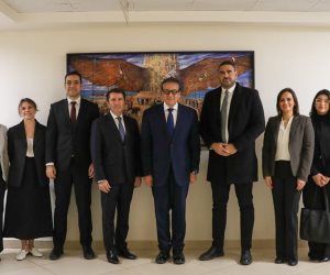  وزير الصحة يستقبل ممثلي “إدواردز لايف ساينسز” و”كابيتال آيز” لبحث التعاون في علاج أمراض القلب