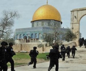 حصار المقدسات الدينية والطوارئ ذريعة لتهويد القدس