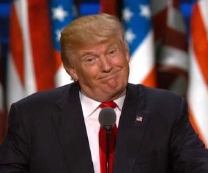  علامات "الخرف الجبهي الصدغي".. خبراء نفس أمريكيون يحذرون من تدهور قوى ترامب العقلية وسط طبول الحرب مع إيران