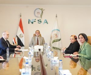 تعاون مشترك.. رئيس هيئة سلامة الغذاء يستقبل سفير بيلاروسيا بالقاهرة