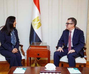  وزير التخطيط يبحث مع الممثلة المقيمة للبرنامج الإنمائي للأمم المتحدة التعاون في ملفات الطاقة 