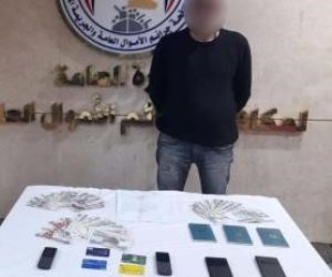 ضبط مسئول جمعية خيرية متهم بالنصب على راغبي السفر لأداء مناسك العمرة بالقاهرة