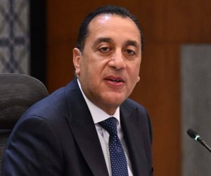 رئيس الوزراء يعلن قرارات جديدة أبرزها مد موعد الغلق للمولات والمحال إلى 11 مساءً حتى 27 أبريل 