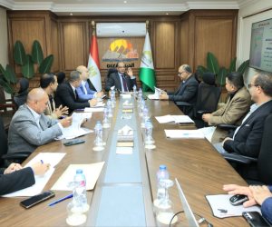 محافظ الجيزة يتابع معدلات تنفيذ الخطة الاستثمارية وملفات التصالح والتقنين بـ أطفيح