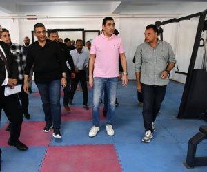 وزير الرياضة ومحافظ البحر الأحمر يتفقدان المدينة الشبابية والمركز الدولي للتنمية الرياضية بالغردقة