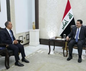 وزير الخارجية يلتقى مع رئيس وزراء جمهورية العراق الشقيقة