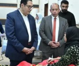 رئيس جامعة القاهرة يطمئن المرضى ويوجه بالتحقيق بعد حريق محدود بقصر العيني