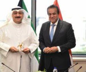 تواصل هاتفي لوزير الصحة مع الكويت ولبنان واستعداد لإرسال فرق طبية إلى لبنان