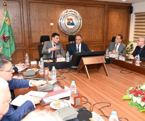 وزير الصناعة يبحث مع مدير المركز الوطني لتخطيط استخدامات أراضي الدولة آليات حوكمة منظومة طرح الأراضي الصناعية