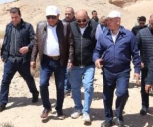 ​من فوق قمة "الجلالة".. وزيرا النقل والكهرباء يطلقان إشارة بدء مشروعات طاقة الرياح