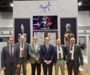 سفير مصر لدى كندا يفتتح الجناح المصرى فى معرض أوتاوا للسياحة والسفر