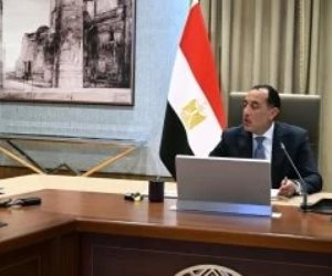 مجلس الوزراء: بدء إجراءات القيد في البورصة لـ 10 شركات بقطاع البترول