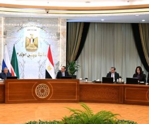 رئيس مجلس الوزراء: تعمل على إنجاز من عددٍ من التشريعات التي كلف بها الرئيس السيسي وعلى رأسها قوانين متعلقة بالأسرة