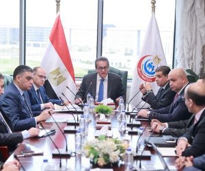 وزير الصحة يترأس اجتماع اللجنة العليا لمتابعة توافر واستقرار سوق الدواء وتشجيع الصناعة الدوائية المحلية