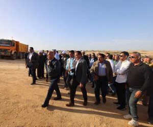 العريش على خريطة العالم.. وزير النقل يعلن بدء تنفيذ المنطقة اللوجيستية وميناء يربط أوروبا بآسيا