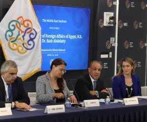 وزير الخارجية يشارك في مائدة مستديرة فى "معهد الشرق الأوسط" بواشنطن ويستعرض محددات الموقف المصرى من الأزمات الاقليمية 