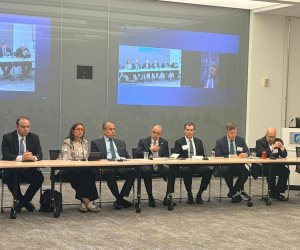 وزير الاستثمار يعرض رؤية مصر لتعزيز التنافسية وجذب الاستثمارات خلال حوار موسع مع 24 مؤسسة استثمارية أمريكية 