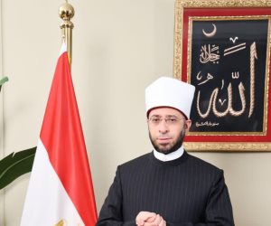 وزير الأوقاف يهنئ السفير رمزي عز الدين رمزي بتعيينه مستشارًا لرئيس الجمهورية للشئون السياسية