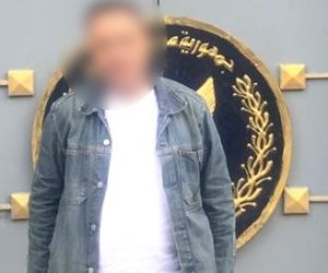 ضبط مدرس لتعديه على تلميذ داخل فصل دراسي ببني سويف