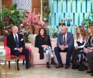 سر امتلاك الموسيقار محمد عبد الوهاب لشهادتي وفاة (فيديو)