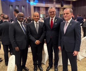 على هامش منتدى أنطاليا الدبلوماسي… وزير الخارجية يجري سلسلة من اللقاءات الجانبية