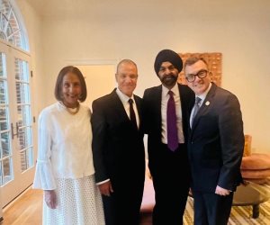 وزير الخارجية يلتقي رئيس مجموعة البنك الدولي