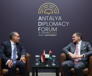 وزير الخارجية يلتقى مع رئيس حكومة الوحدة الوطنية الليبية